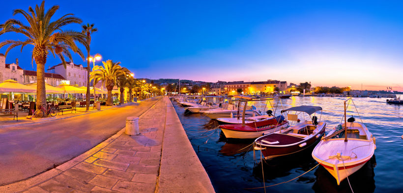 Promenaden am Meer in Kroatien