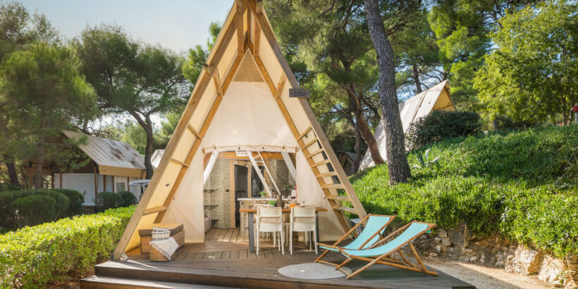 1703161059Arena-One-99-Glamping_Premium-Two-Bedroom-Lodge-Tent-2-2-_01